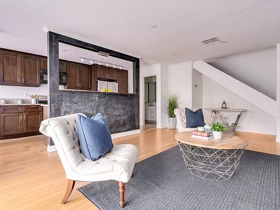 5th image of 10757 Hortense St APT 207