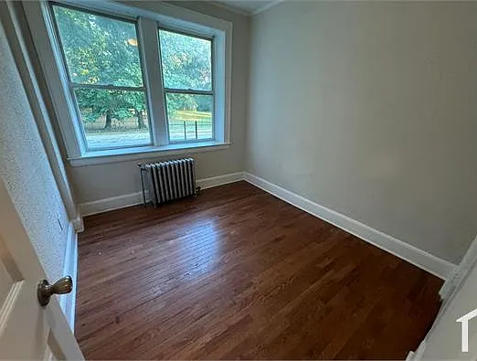 691 Elizabeth Ave #27 — Photo 3