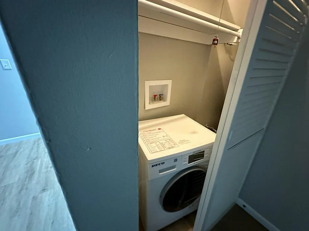 1 bed, 550 sqft, $1,050 — Photo 3