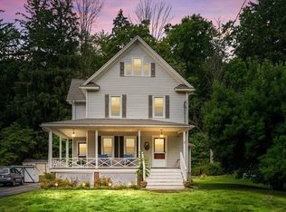 7 Stone Gate Rd, Central Valley, NY 10917