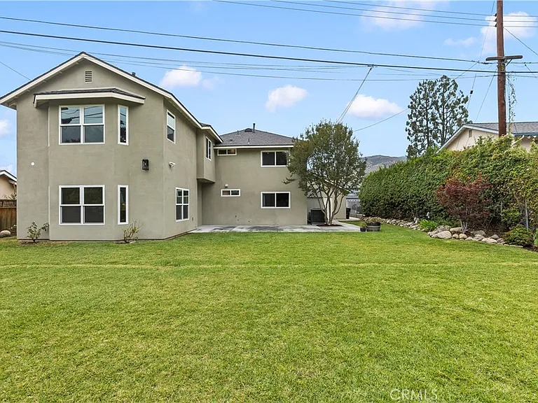 1096 Canyon View Dr — Photo 42