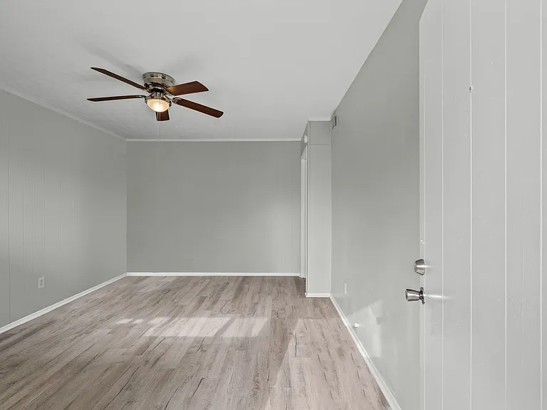 2729 Main St — Photo 5