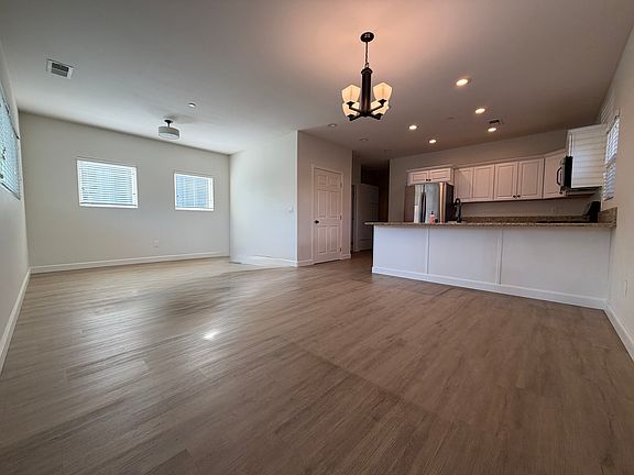 2nd image of 2732 Island Ave