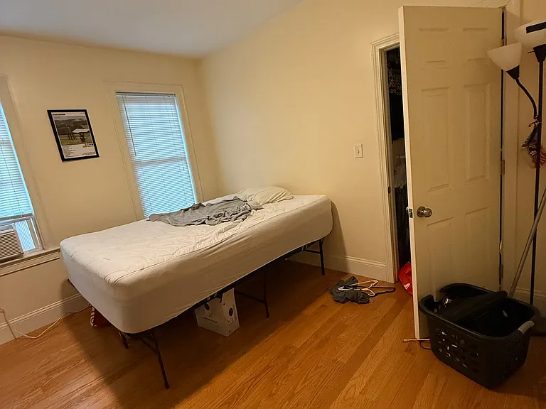 74 Brooks St #1L — Photo 12
