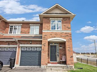 258 Trail Side Cir, Ottawa, ON K4A 5B5
