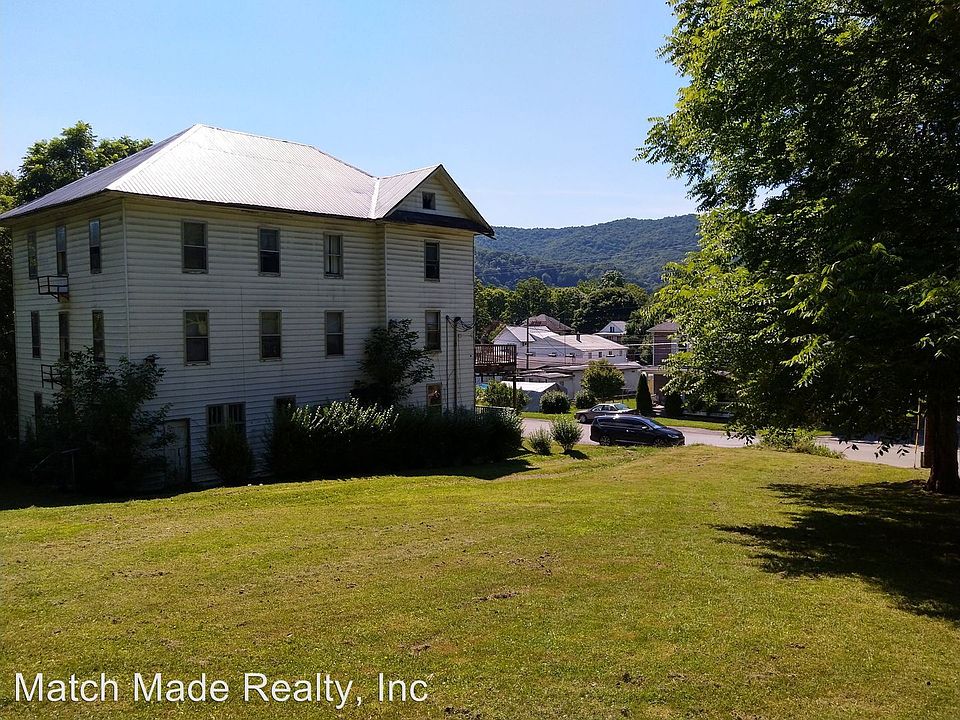 1st image of 805 10th Ave #6