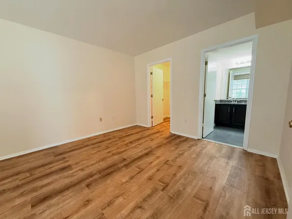 1403 Plymouth Rd, North Brunswick, NJ 08902