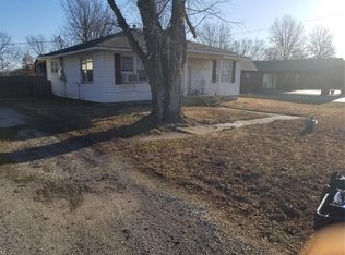 215 C St SE, Inola, OK 74036