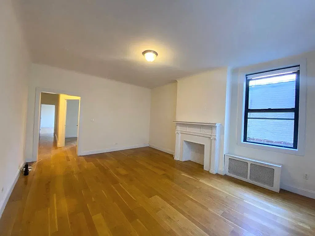 265 West 81st Street — Photo 2