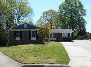 2900 Friar Tuck Ct, Greensboro, NC 27408