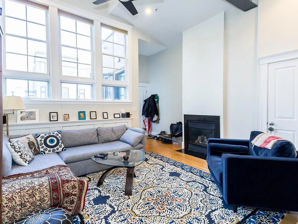 2 bed, 1220 sqft, $5,000 — Photo 1