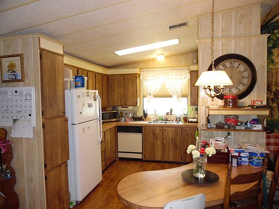 5th image of 1200 Sun Meadow Ln