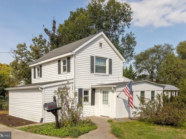 510 E Stonewall Dr, Front Royal, VA 22630