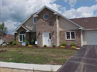 77 Nicholas Dr, Beaver, PA 15009