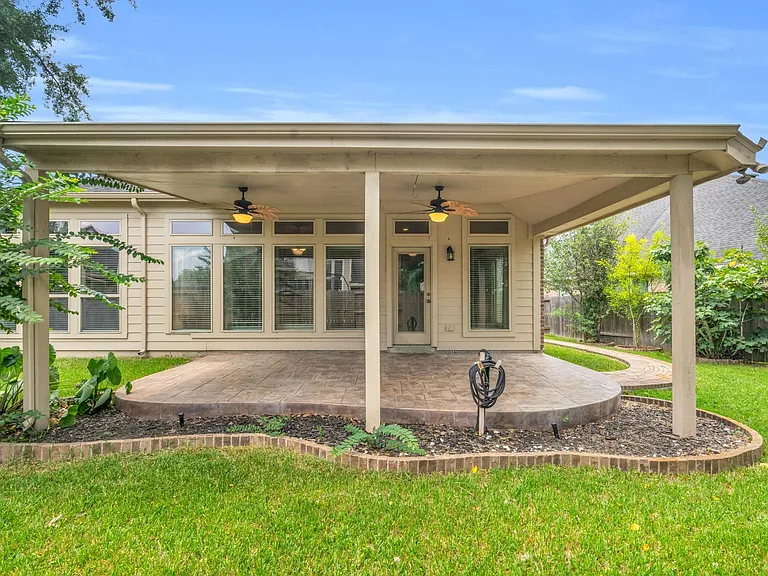 12938 Buchanan Oaks Ln — Photo 37