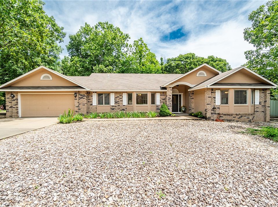 1st image of 3 Huskins Cir