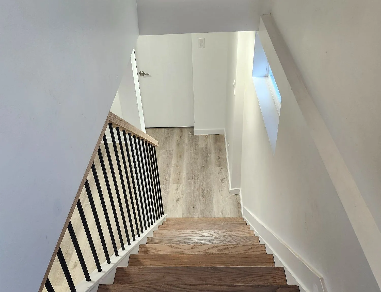 2 bed, $1,950 — Photo 3