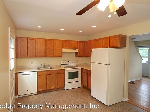 4th image of 174 Pachaug River Dr #5