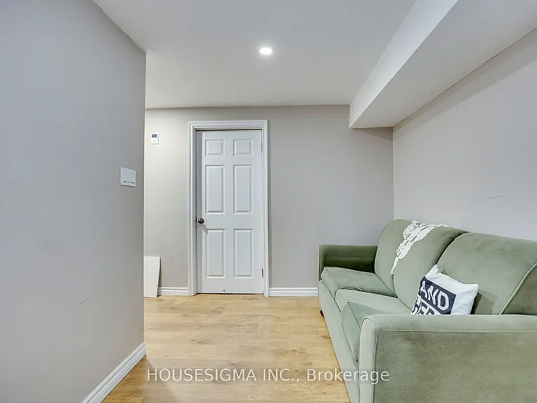 115 Scenic Wood Cres — Photo 23