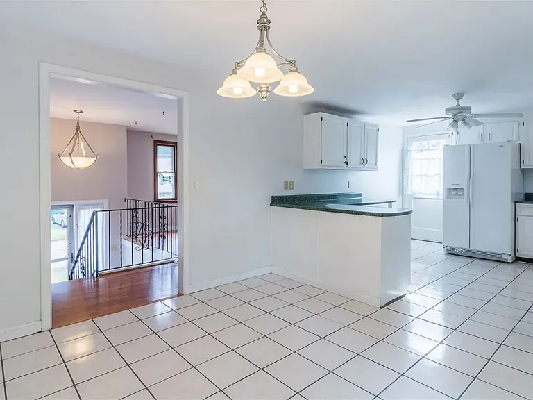 19 Jennifer Dr — Photo 7