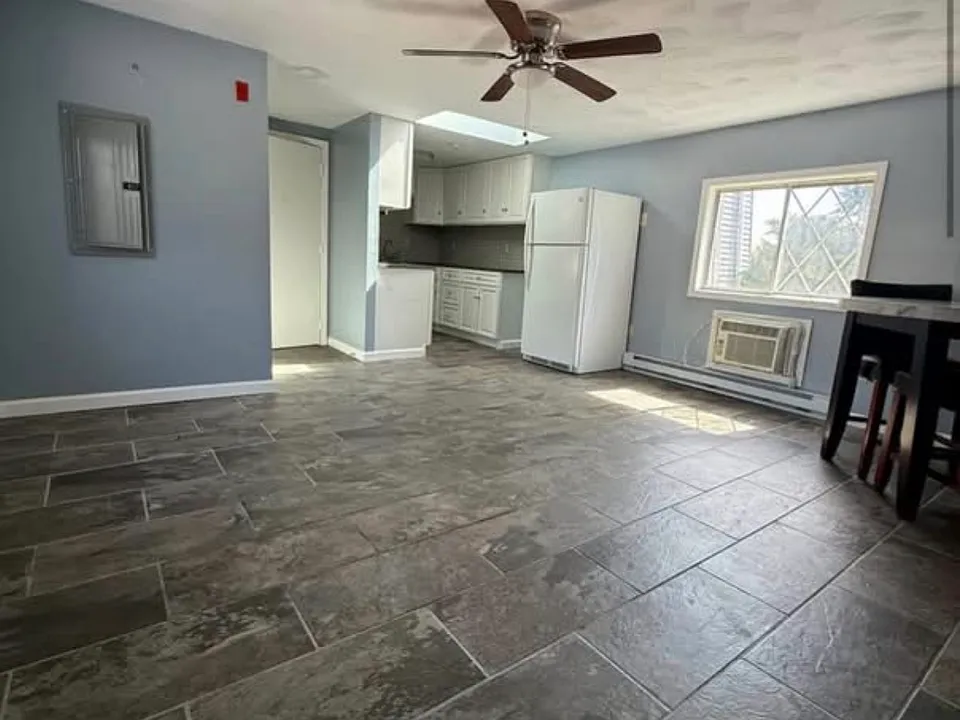 300 Smithfield Rd #5