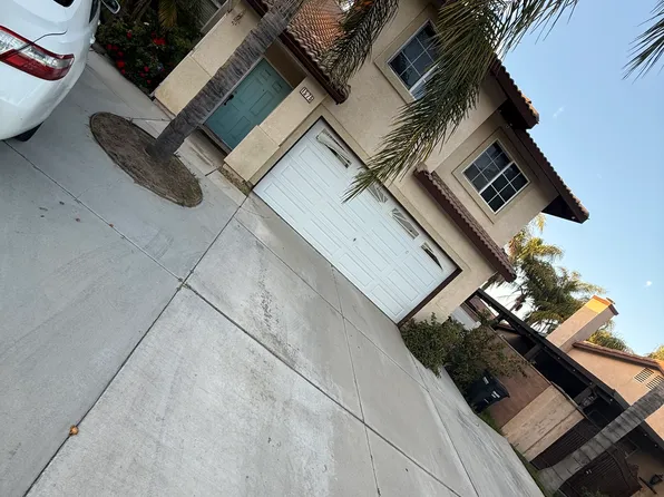 1575 Julian Ct, Colton, CA 92324