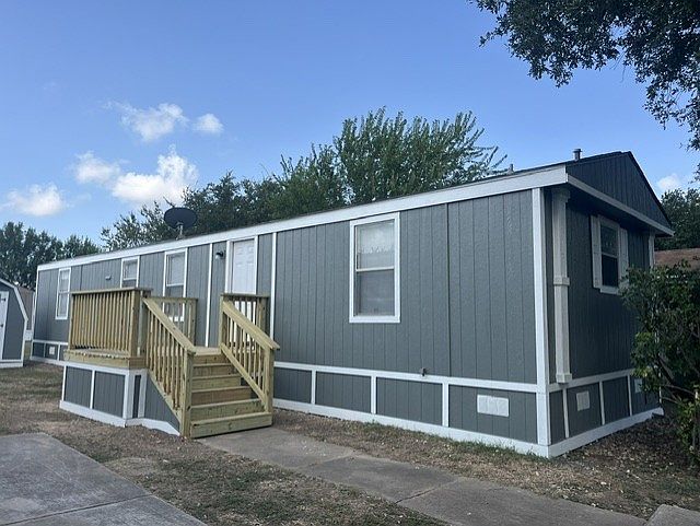 1st image of 1601 E Slaughter Ln Trailer 173