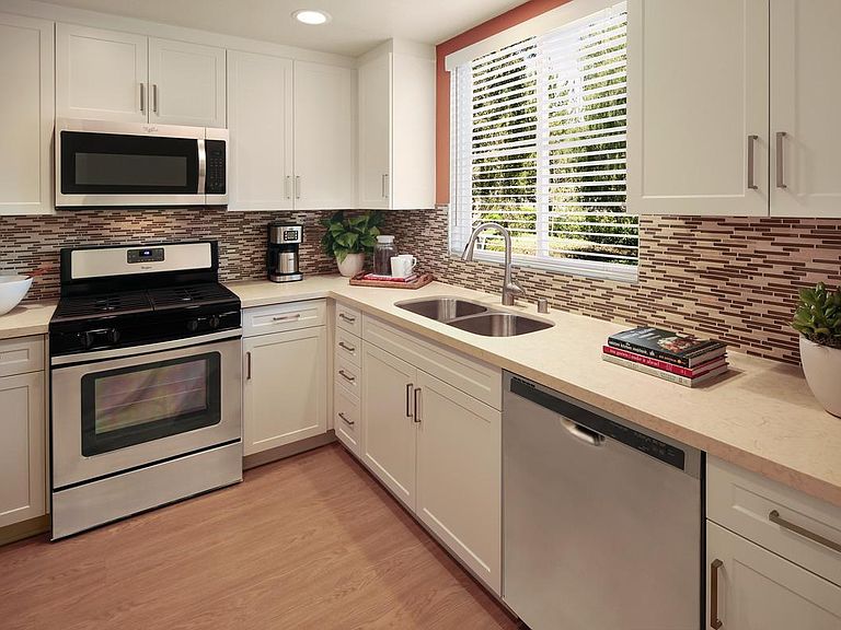 Shadow Oaks Apartment Homes Apartment Rentals Irvine, CA