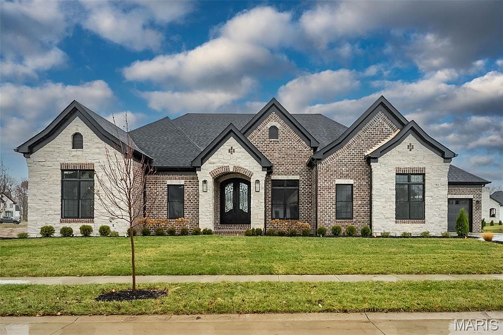 782 Schaeffers Grove Ct, Chesterfield, MO 63005 | Zillow