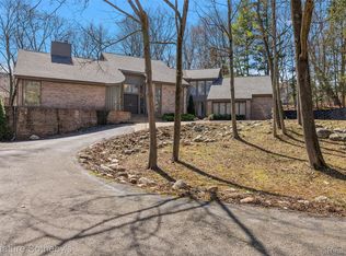 4650A Lahser Rd, Bloomfield Hills, MI 48302