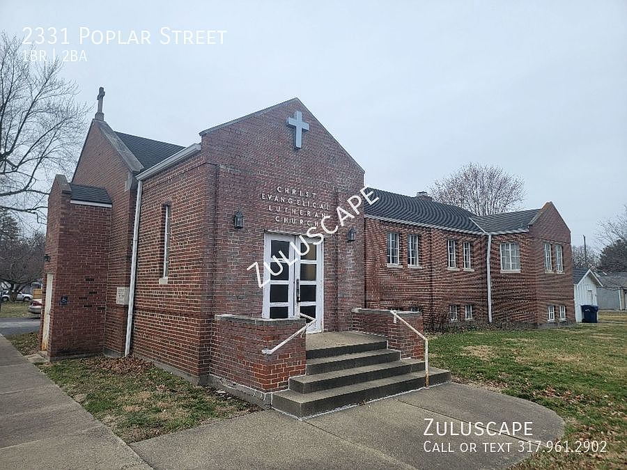 1st image of 2331 Poplar St