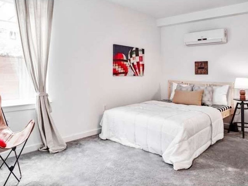 1st image of 3002 Cecil B Moore Ave APT 32