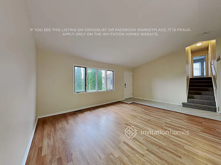 2761 Melbourne Ln — Photo 5