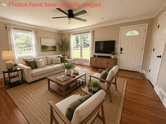 4th image of 22488 Westwood Dr