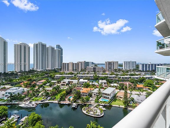 4th image of 16500 Collins Ave APT 1752