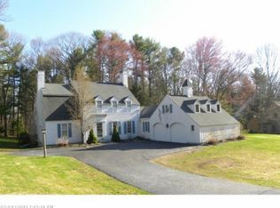 12 Ole Musket Rd, Cumberland Foreside, ME 04110