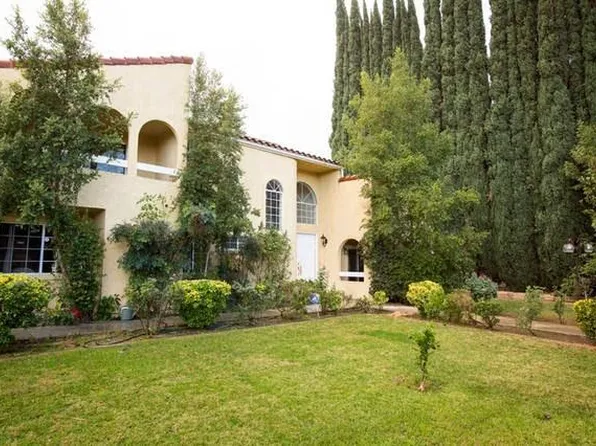 22606 Calvert St, Woodland Hills, CA 91367