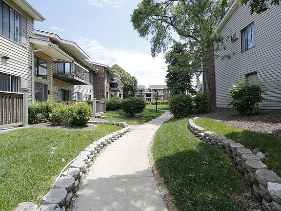 4th image of 2504 Crystal Ct APT 201