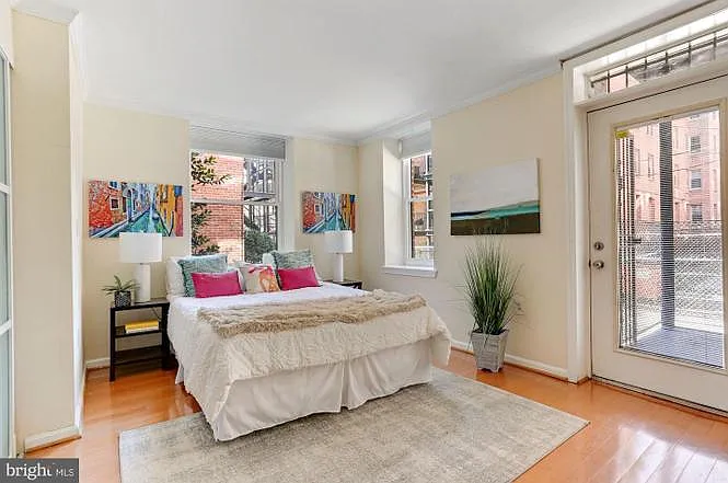 1438 Meridian Pl NW #105 — Photo 6