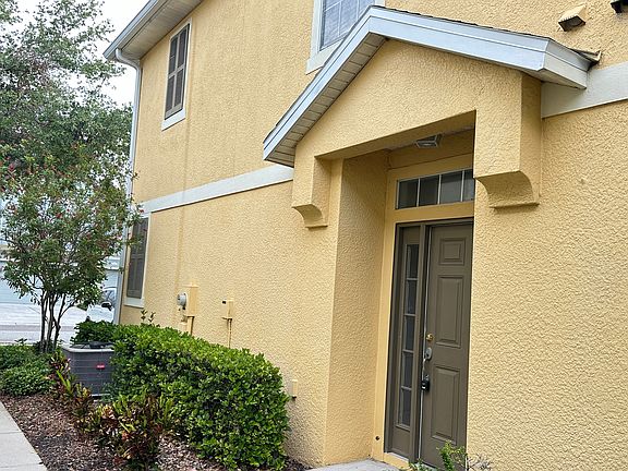3rd image of 6768 Breezy Palm Dr