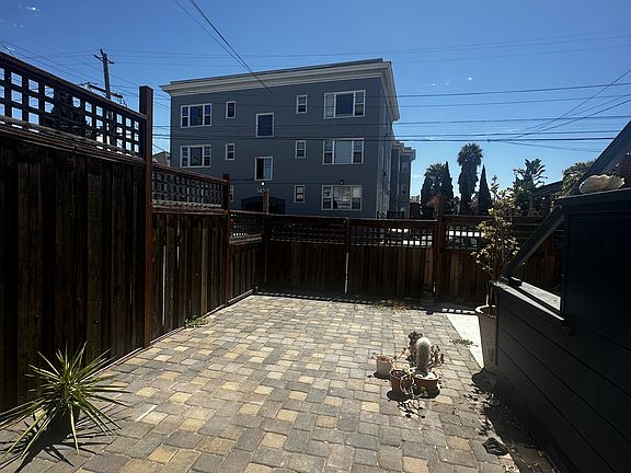 2nd image of 1445 36th Ave #2