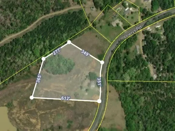 737 Lowrys Rd, Gaffney, SC 29340