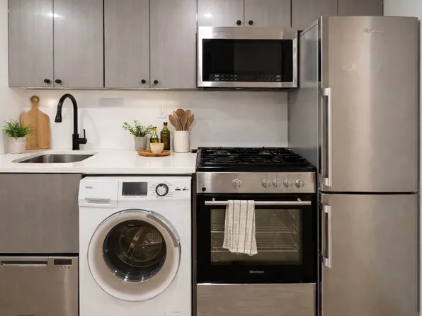 119 Baxter Street image 1 of 6