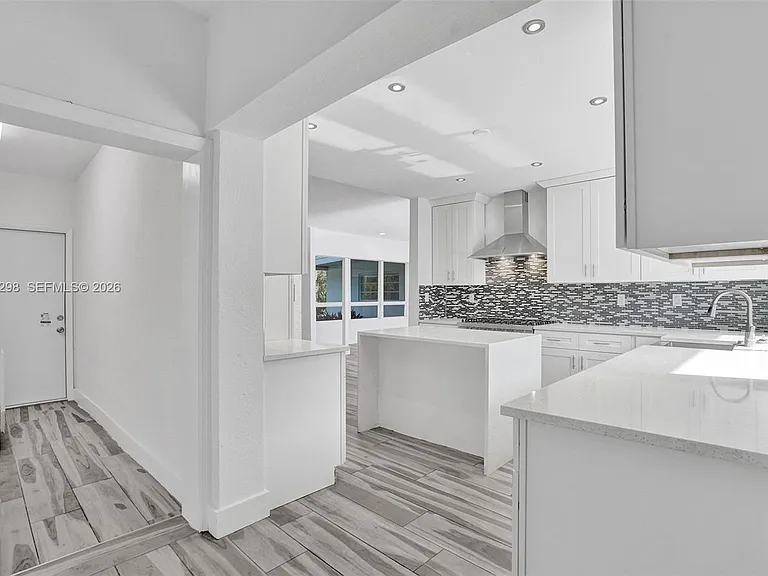 19260 NE 22nd Ave — Photo 53