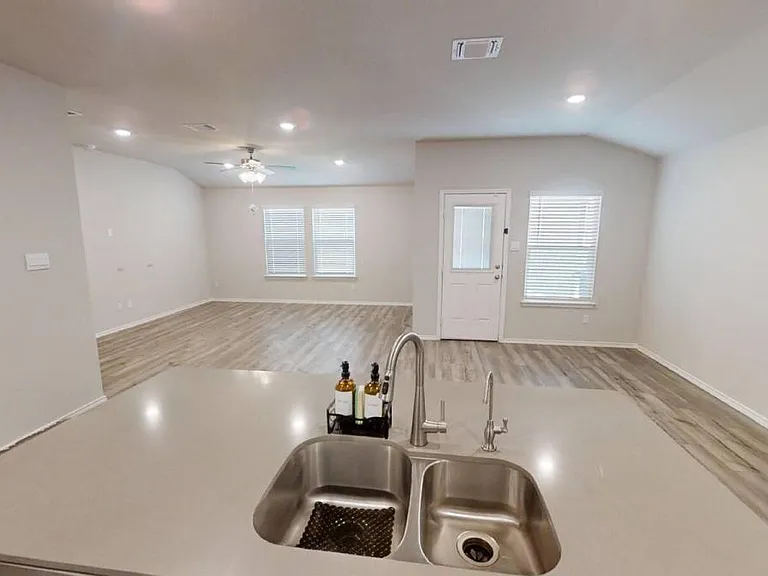 7100 Luella Dr — Photo 7