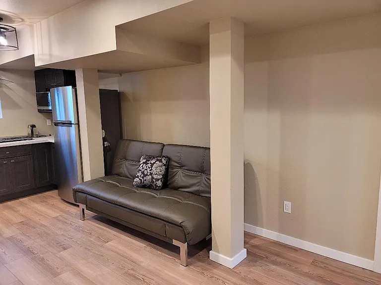 2442 SW Sheffield Ave #B — Photo 6