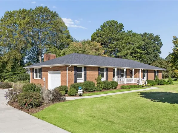 2010 Tillage Ln, Hayes, VA 23072