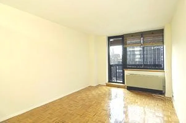 Rented by Douglas Elliman | media 28
