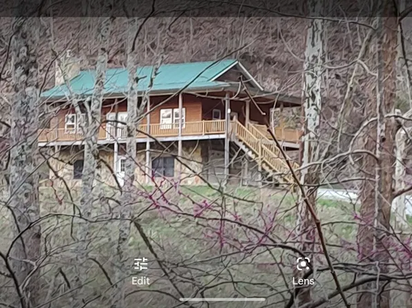 253 Broom Hollow Rd, Fall Branch, TN 37656