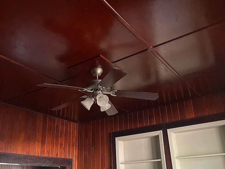 305 J.t. Polk Dr — Photo 14